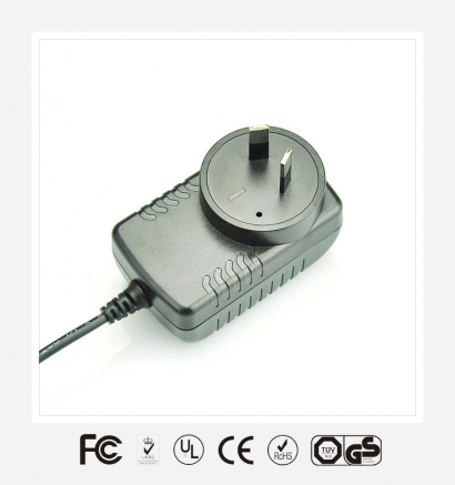 12V1A澳规卧式优质电源适配器